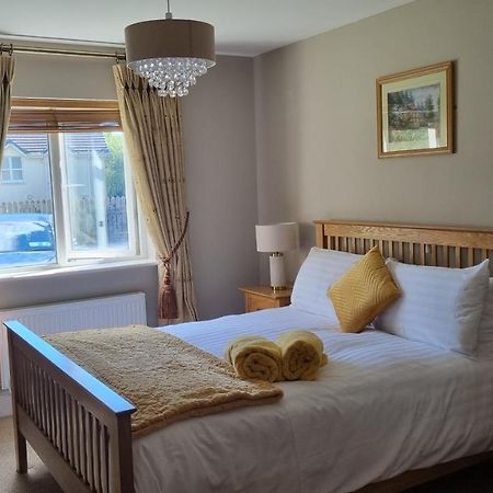 2 Bedroomed Ground Floor Apartment Кенмер Екстер'єр фото