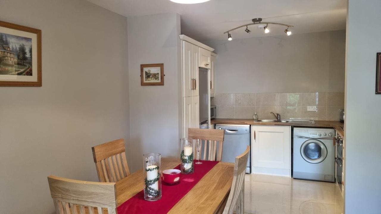2 Bedroomed Ground Floor Apartment Кенмер Екстер'єр фото